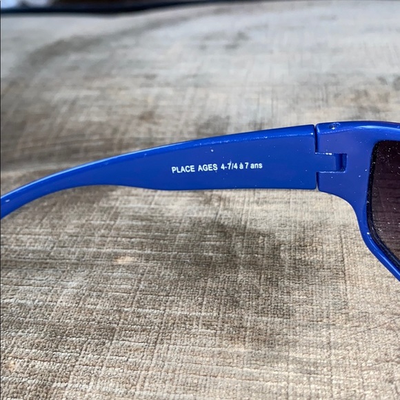 Children’s Place Sunglasses - Picture 3 of 7